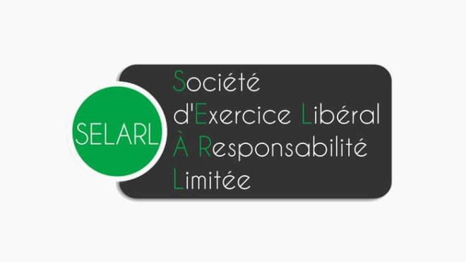 Une SEL ne peut en aucun cas être immatriculée au registre du commerce et des sociétés avant son agrément ou inscription au tableau de l’ordre professionnel.