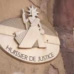 mise en œuvre de la clause résolutoire se fait exclusivement par acte d’huissier