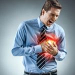 Un infarctus en arrivant au travail : accident du travail ou accident de trajet ?