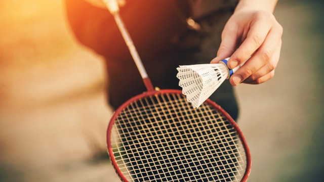 La pratique d’une activité sportive pendant un arrêt maladie constitue-t-il un manquement à l’obligation de loyauté envers l’employeur ?